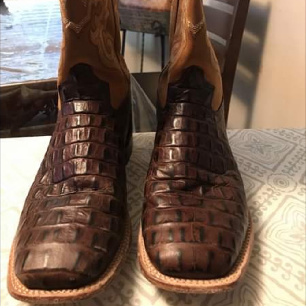 Gator boots size 7